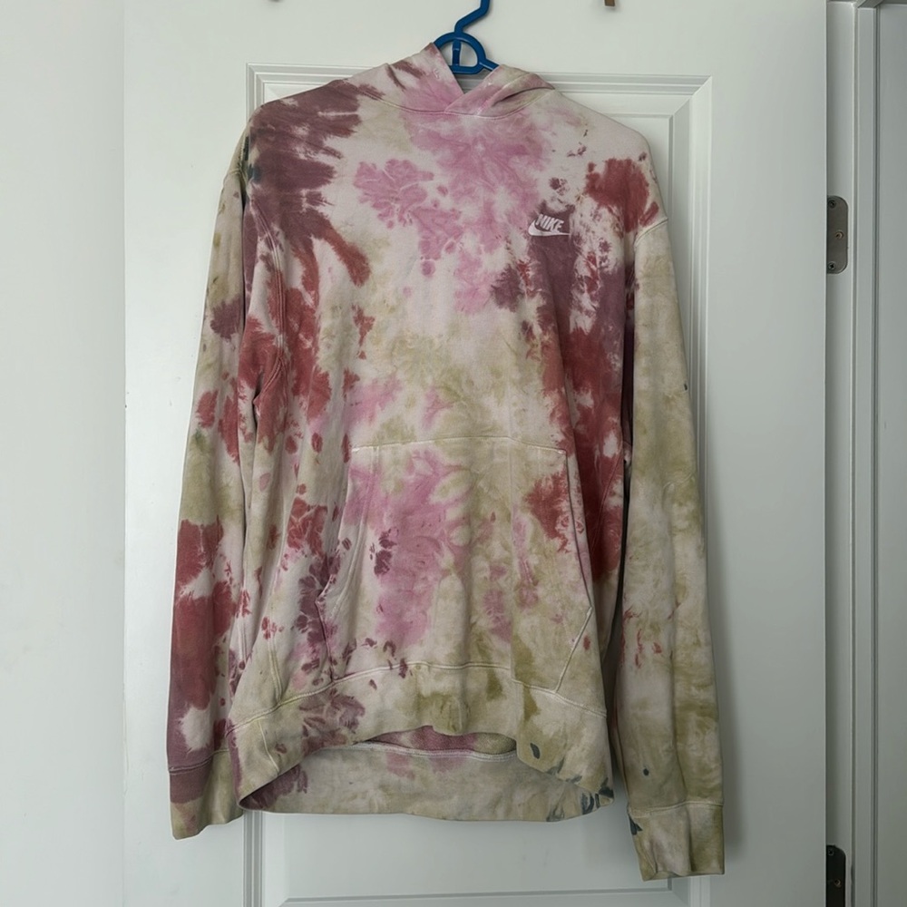 Women’s Tye-Dye Nike Hoodie - Medium